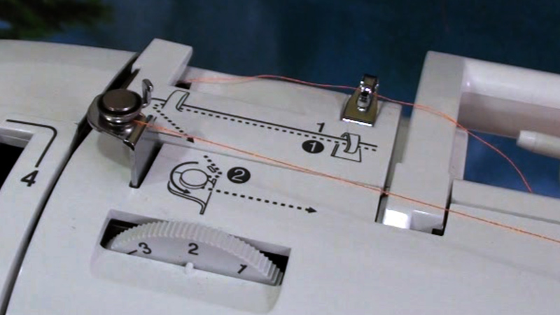 Devanar Canilla de una máquina de coser